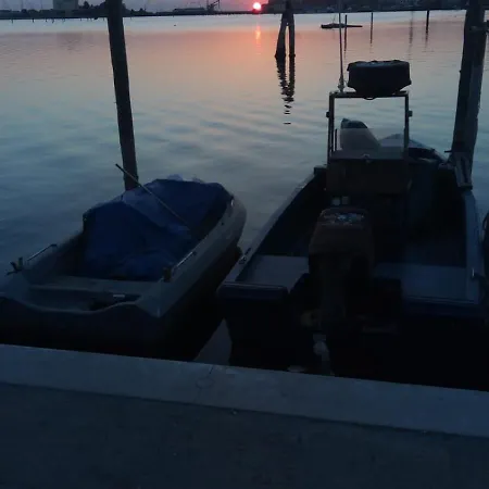 Al Mare Lorella سوتّومارينا