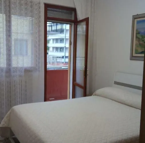 Al Mare Lorella Apartment *